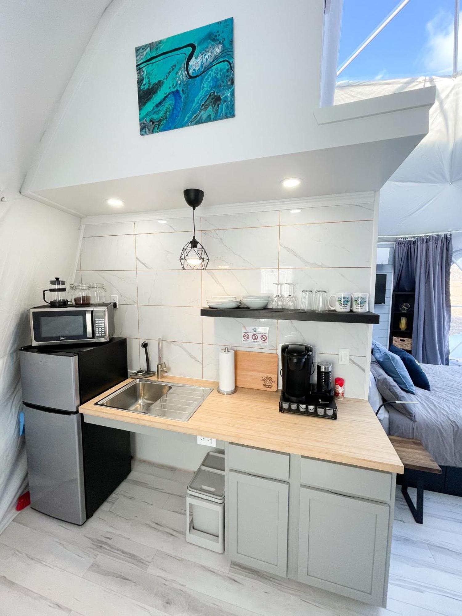 Port Wade Glamping Domes Villa Victoria Beach Exterior foto