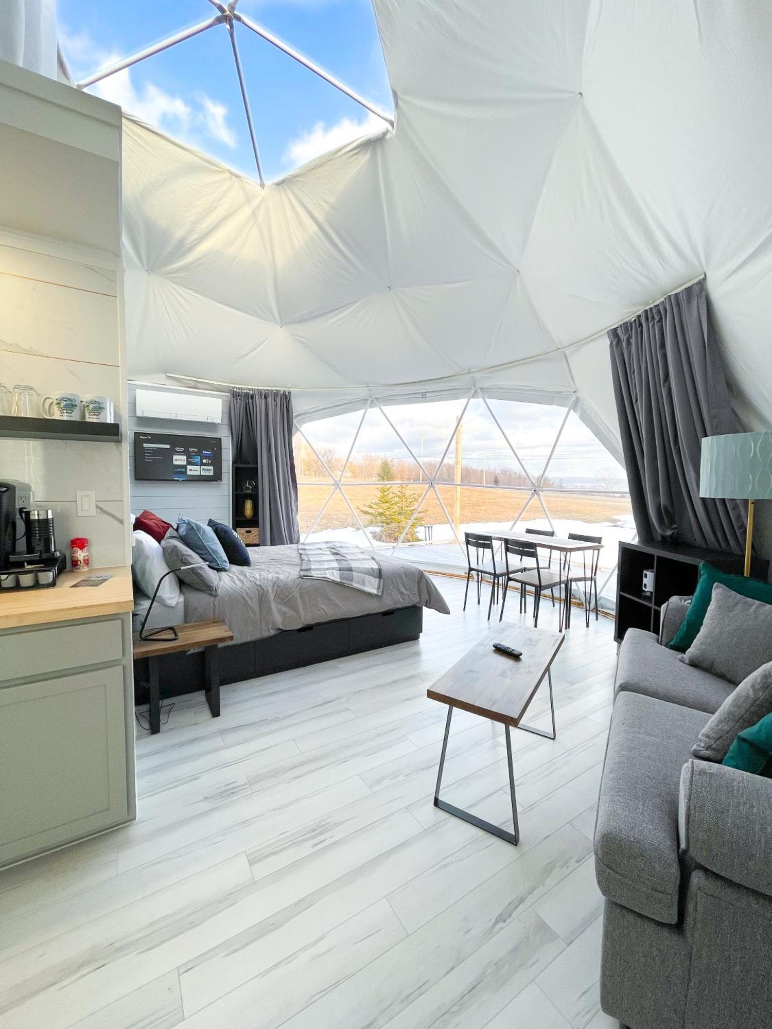 Port Wade Glamping Domes Villa Victoria Beach Exterior foto